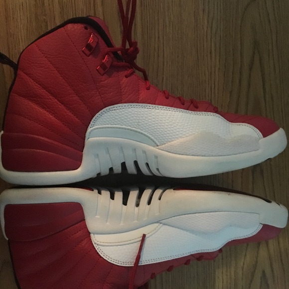 Jordan retro 12 gym red/white - Picture 3 of 3